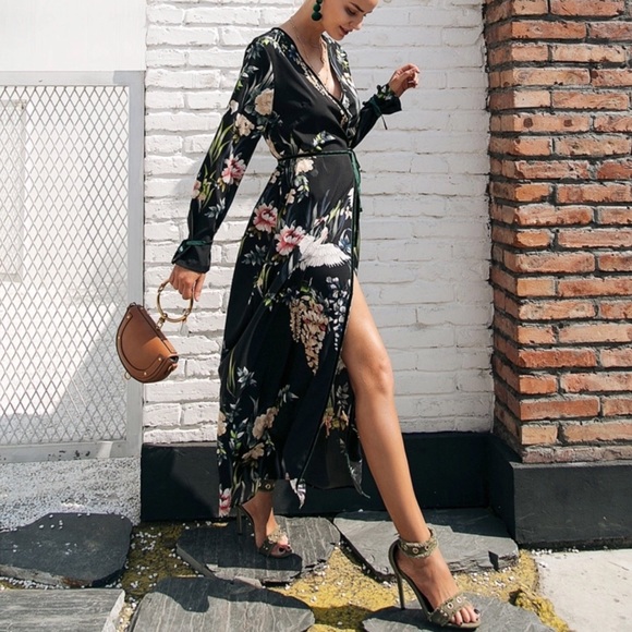 Dresses & Skirts - Kimono Maxi Wrap Dress